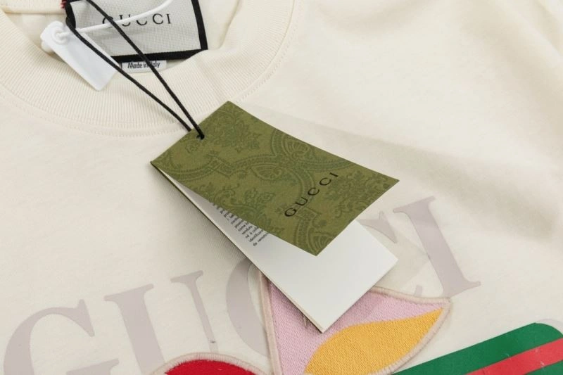 Gucci T-Shirts Comfortable 128247