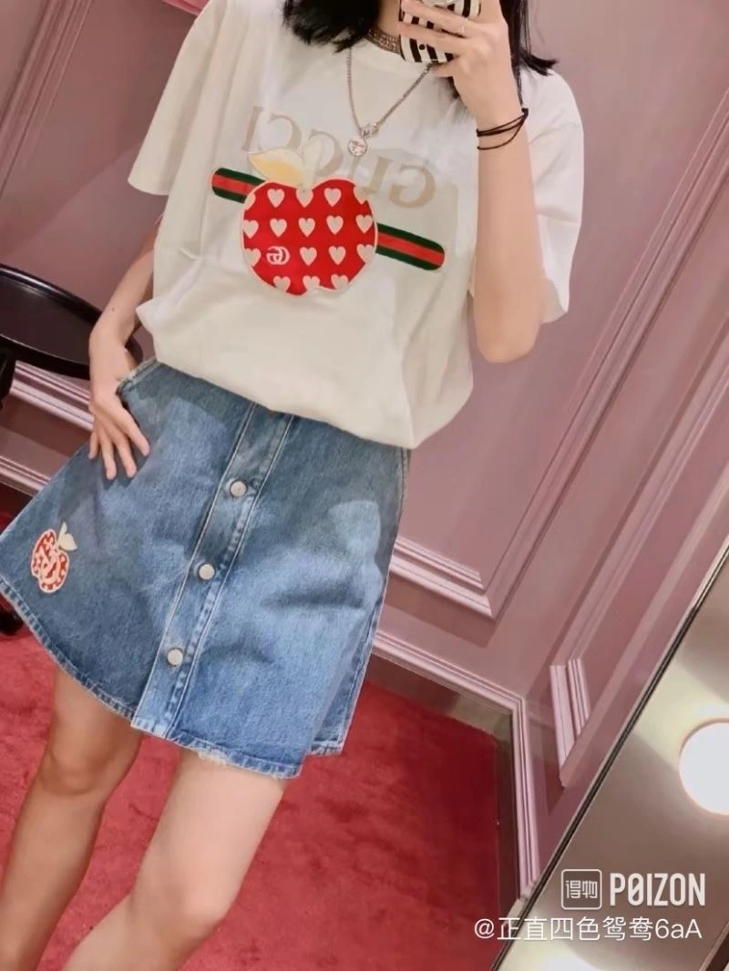 Gucci T-Shirts Comfortable 128247