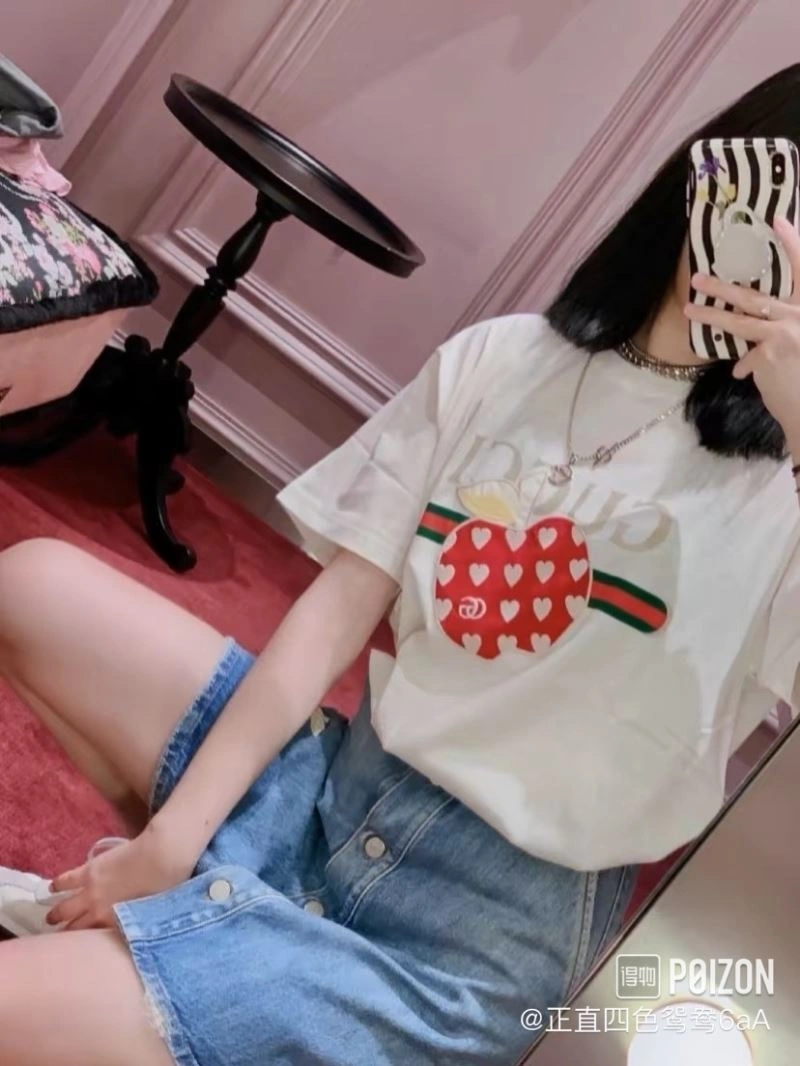 Gucci T-Shirts Comfortable 128247