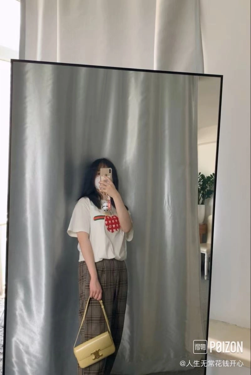 Gucci T-Shirts Comfortable 128247