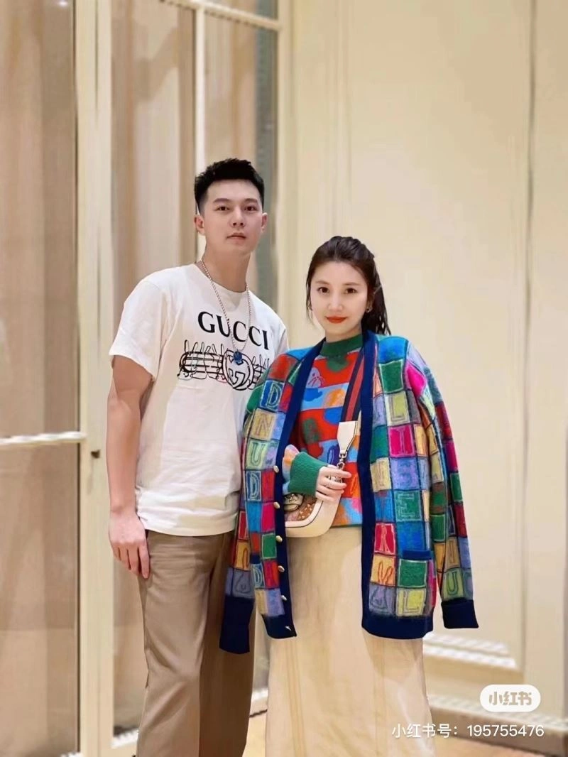 Sophisticated Gucci T-Shirts 128234