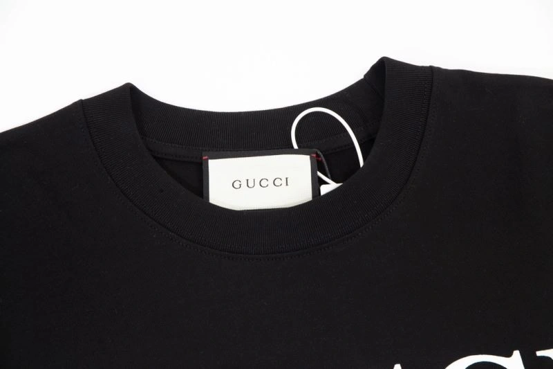 Gucci T-Shirts WeatherProof 128236