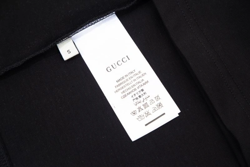 Gucci T-Shirts WeatherProof 128236