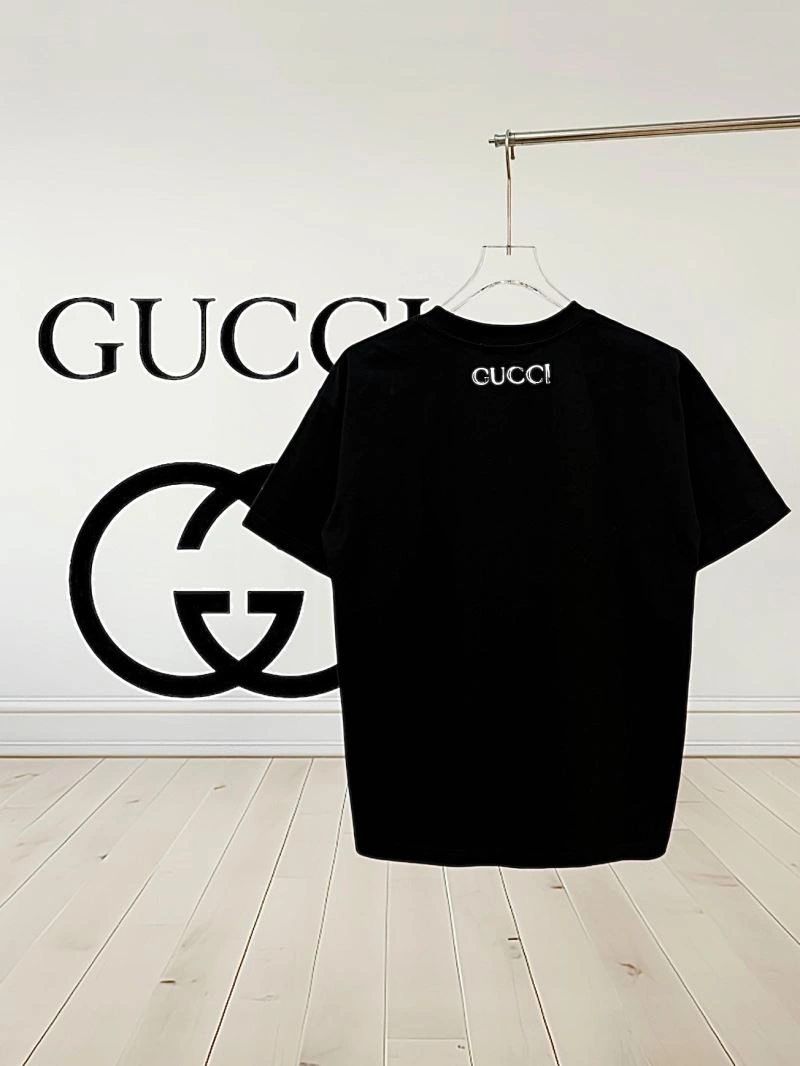 Gucci T-Shirts FashionForward 128194