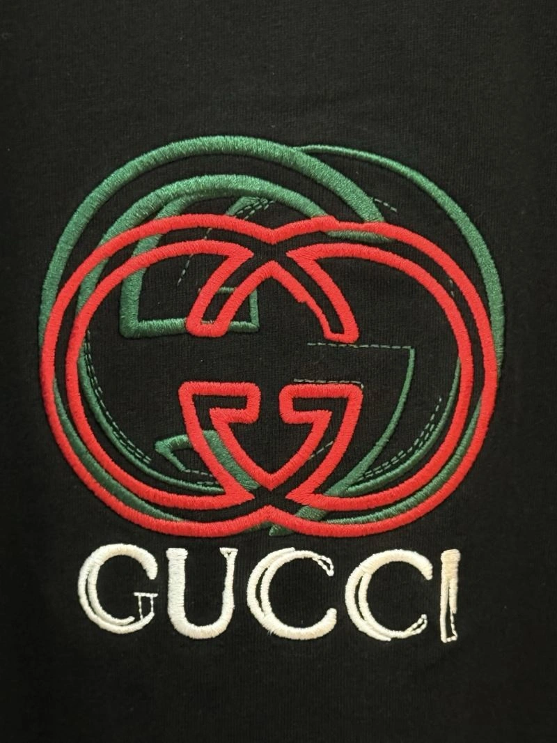 Gucci T-Shirts FashionForward 128194
