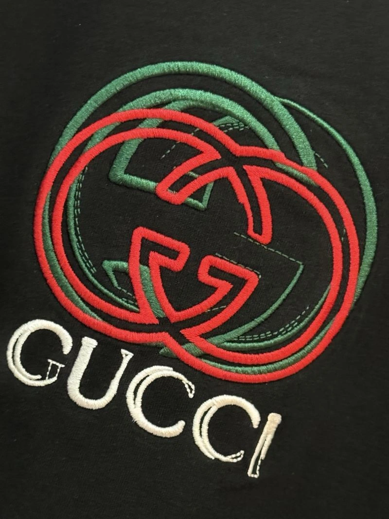 Gucci T-Shirts FashionForward 128194