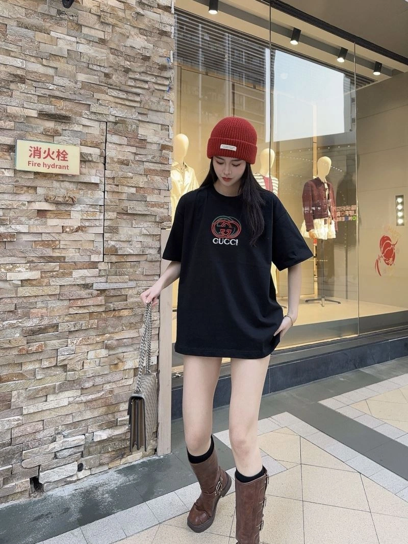 Gucci T-Shirts FashionForward 128194