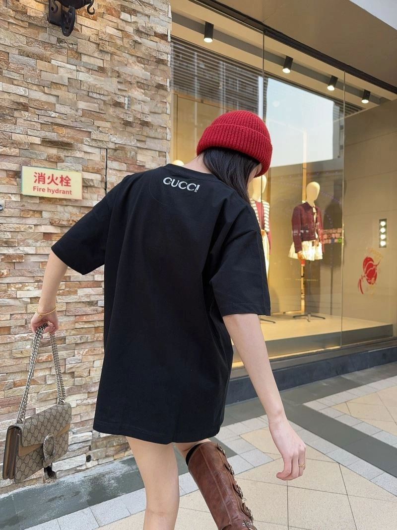 Gucci T-Shirts FashionForward 128194