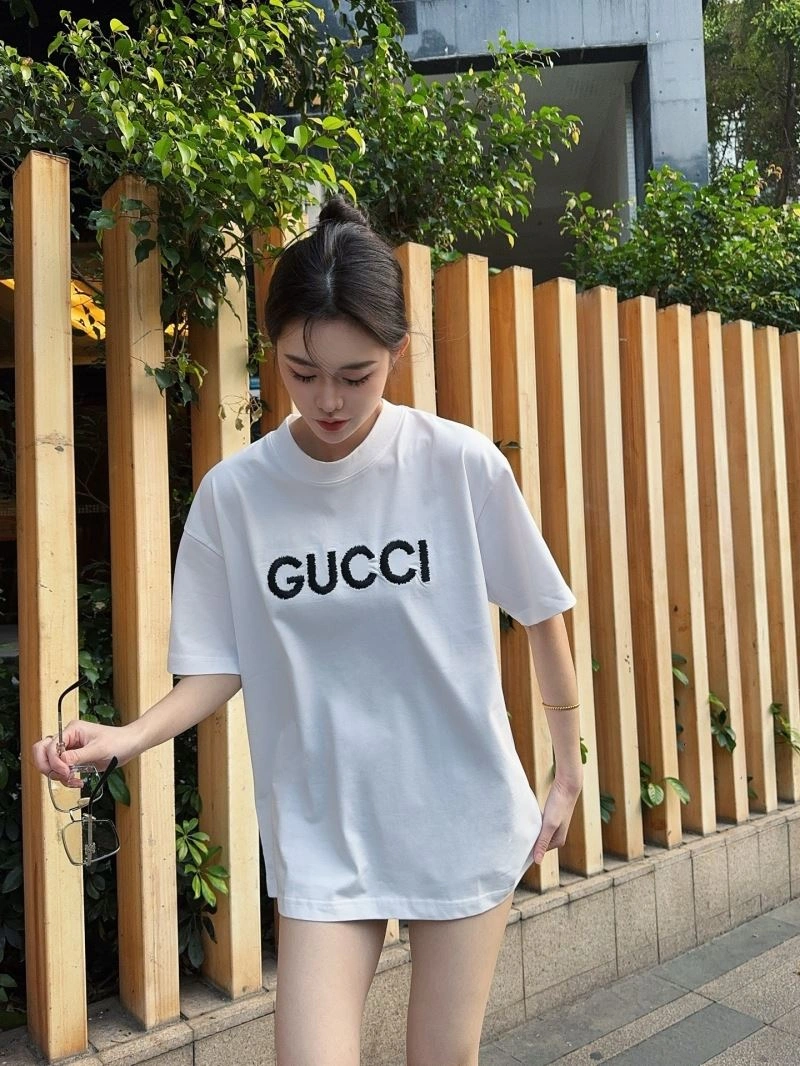 Stretchable Gucci T-Shirts 128196