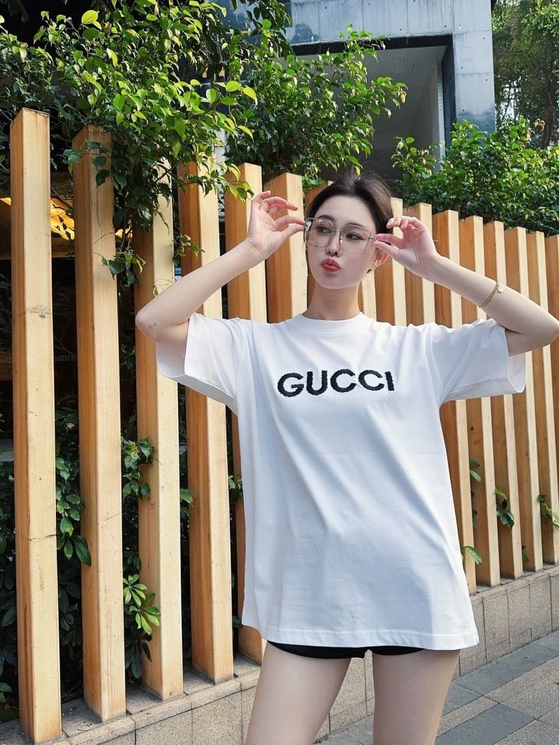 Stretchable Gucci T-Shirts 128196