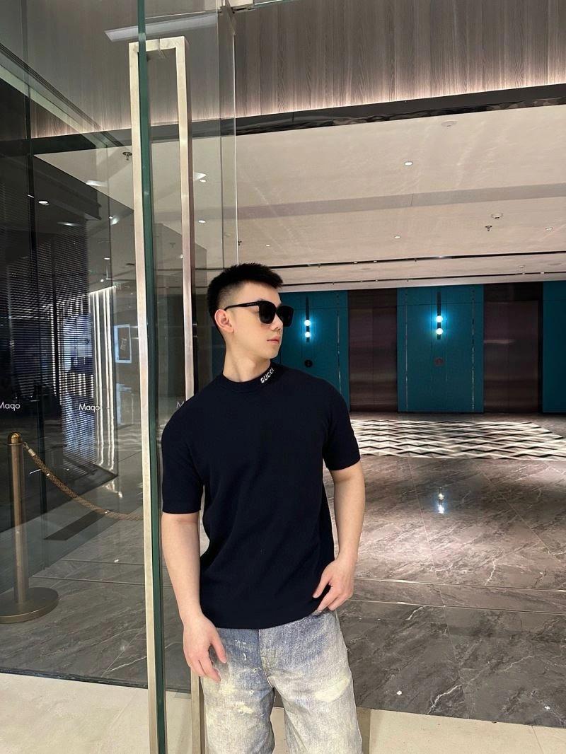 Casual Gucci T-Shirts 128200