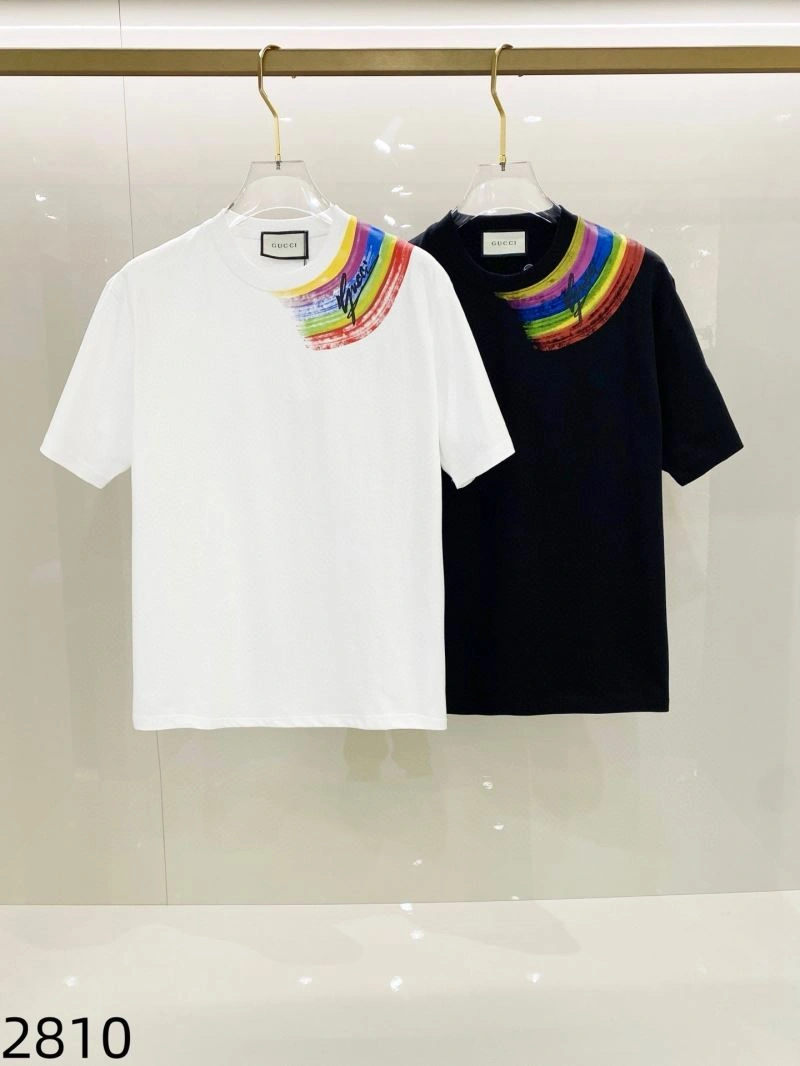 Gucci T-Shirts Soft 125037