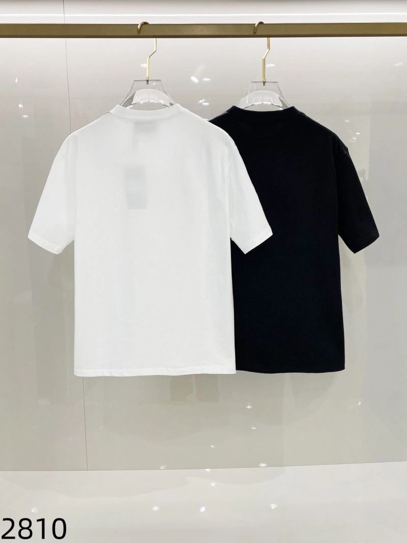 Gucci T-Shirts Soft 125037