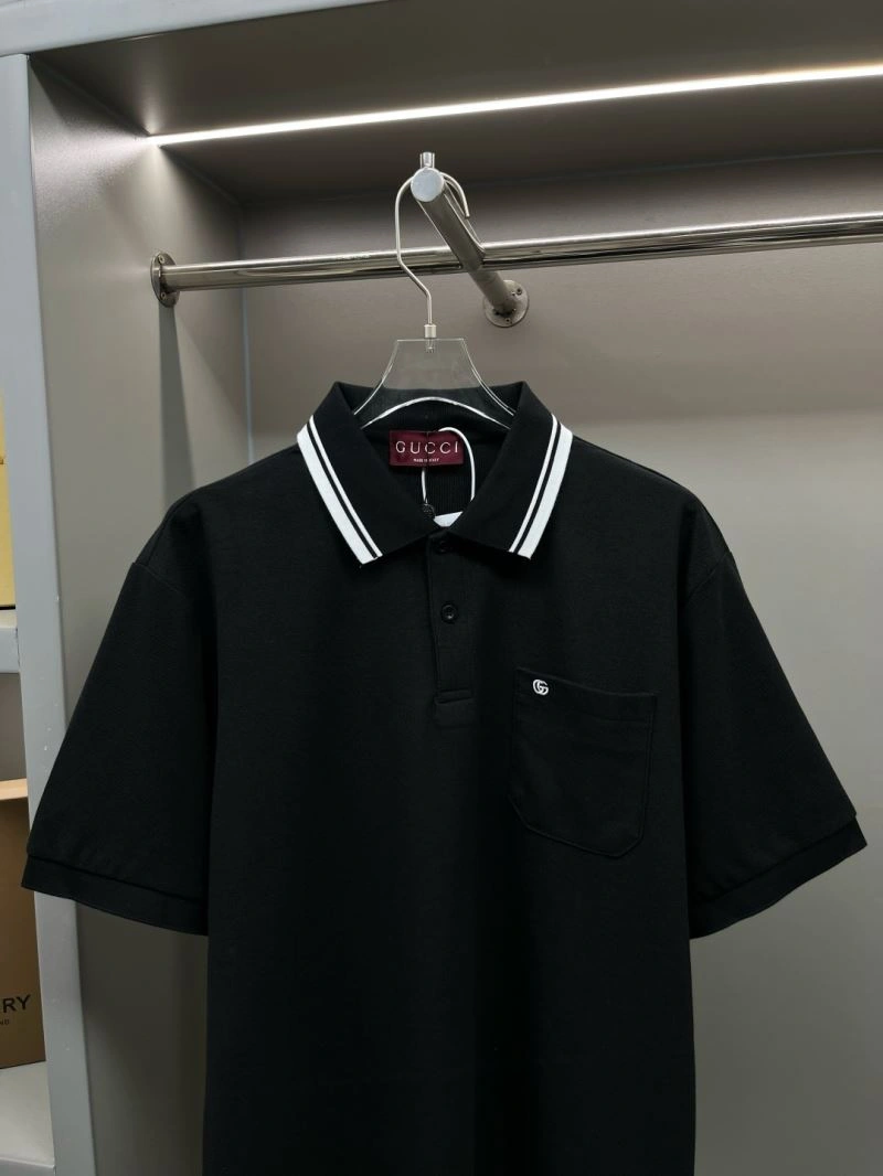 Versatile Gucci T-Shirts 128739