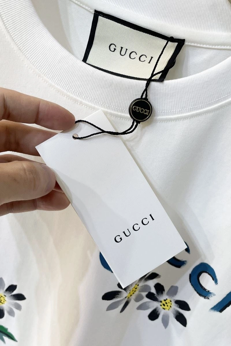 ComfortFit Gucci T-Shirts 128752