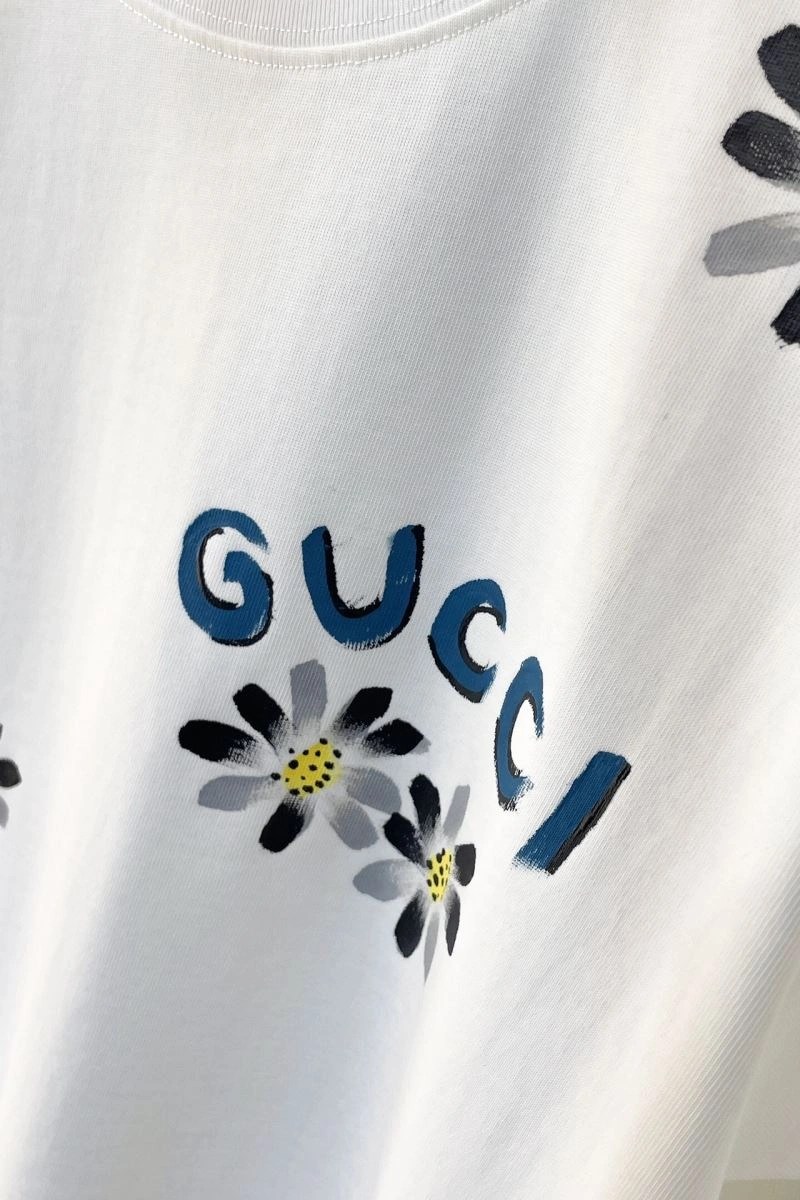 ComfortFit Gucci T-Shirts 128752