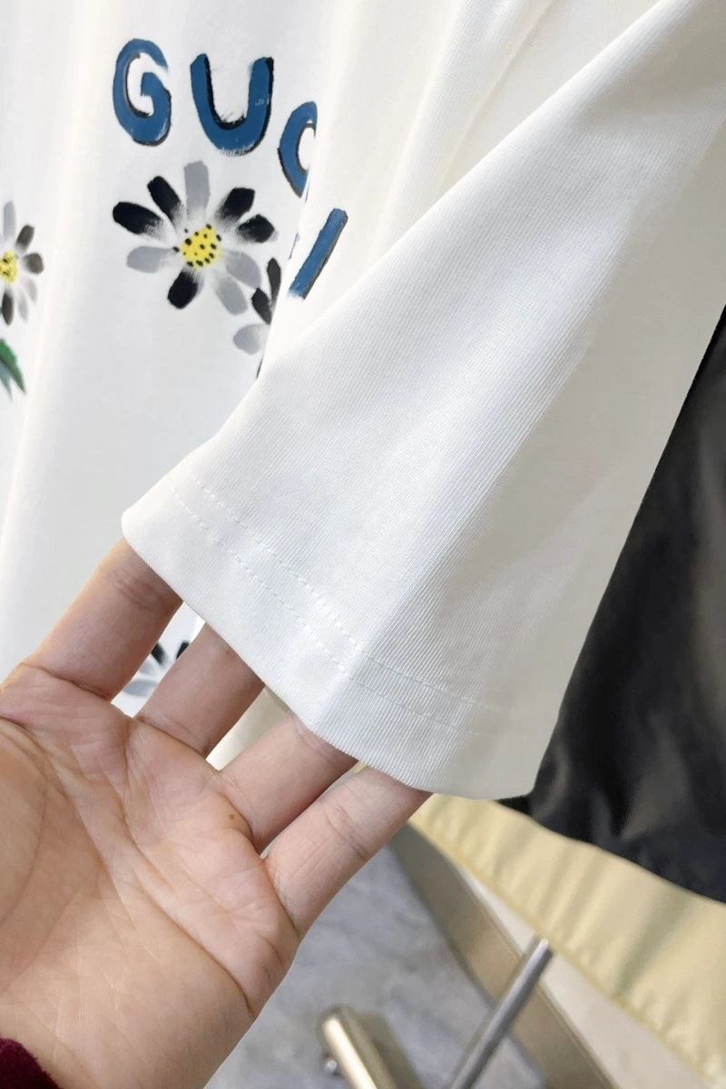 ComfortFit Gucci T-Shirts 128752