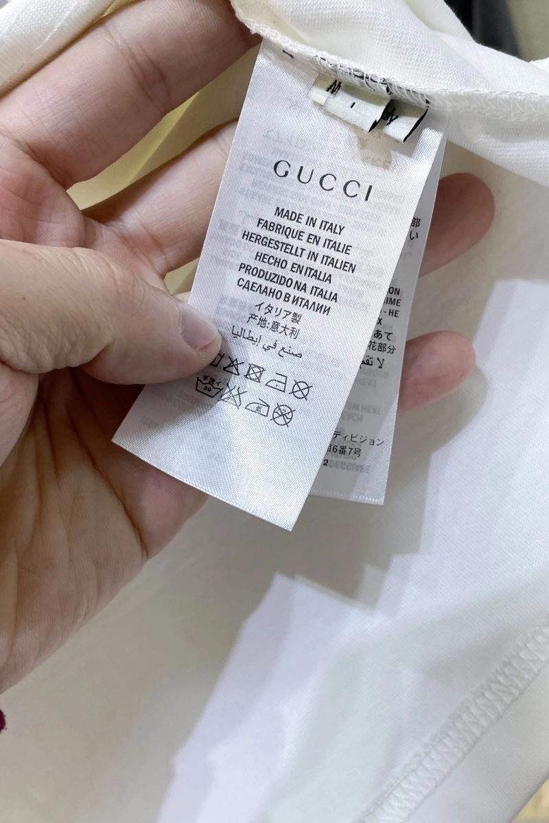 ComfortFit Gucci T-Shirts 128752