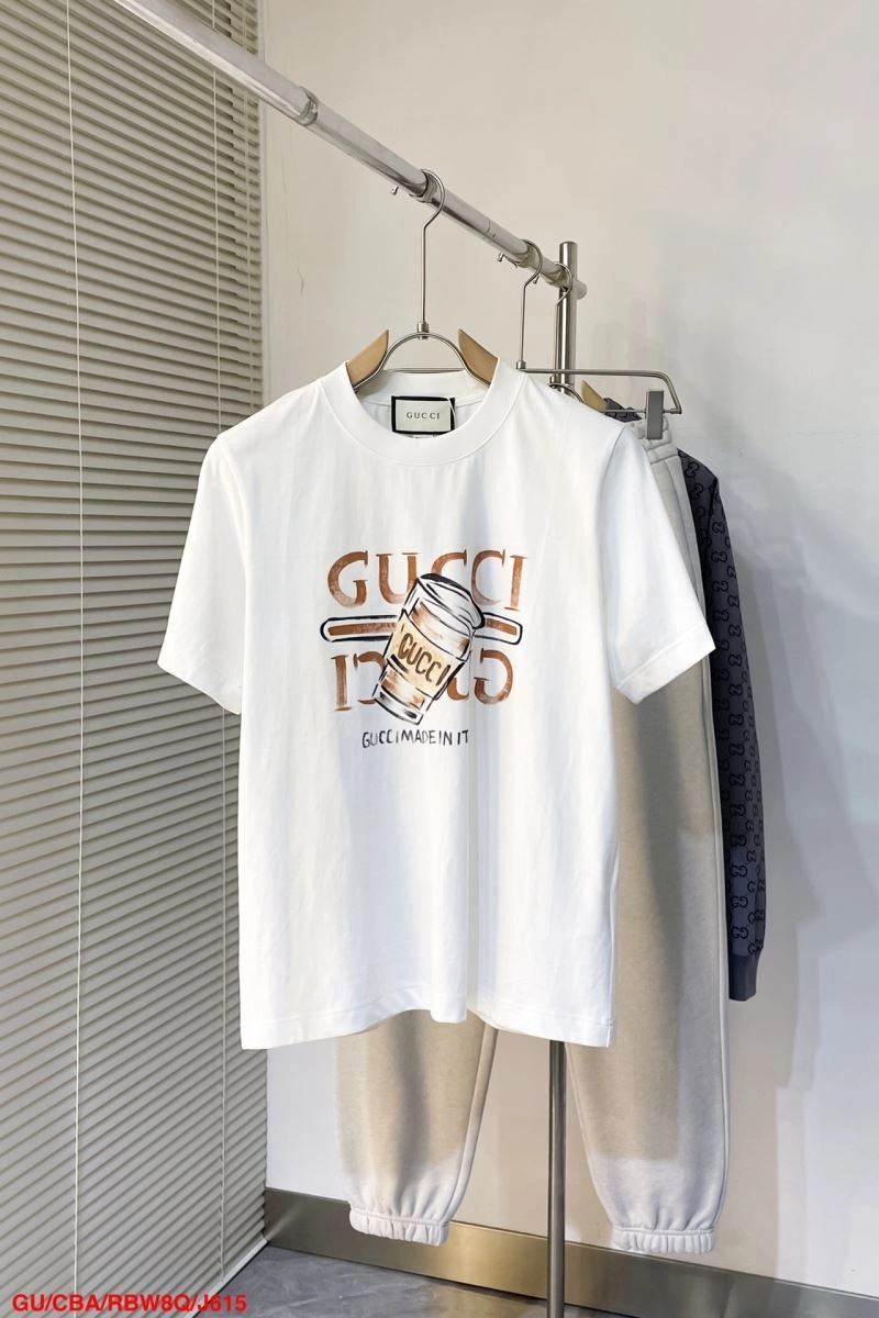 Bold Gucci T-Shirts 128761