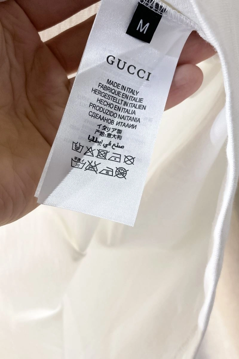 Bold Gucci T-Shirts 128761