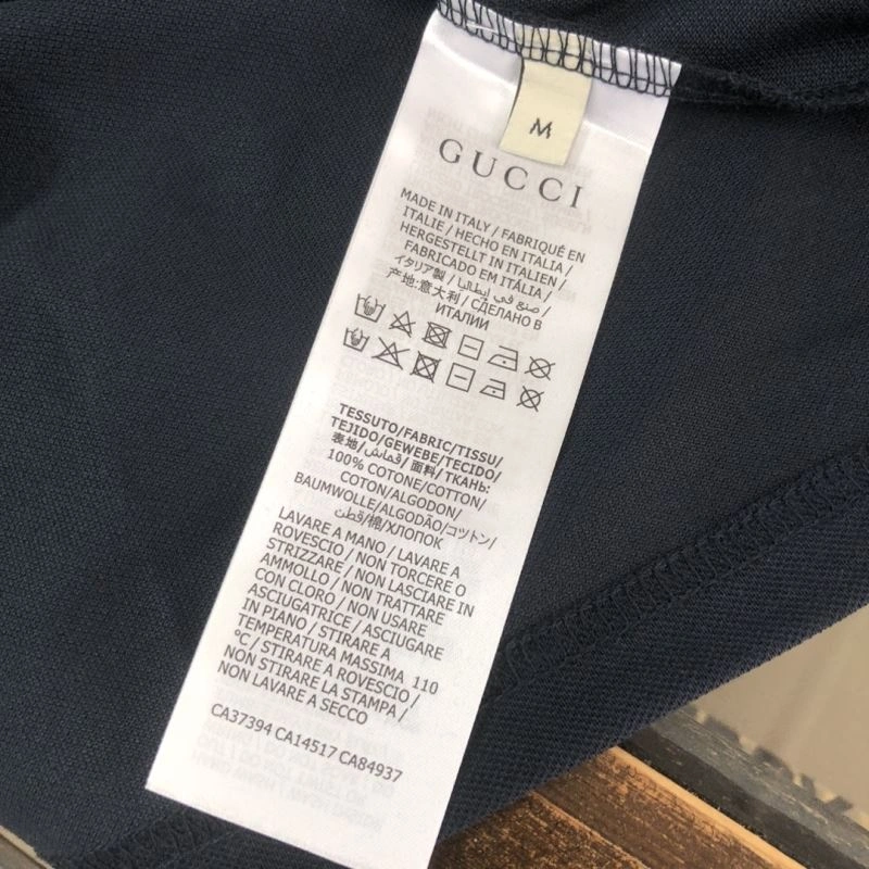Elegant Gucci T-Shirts 128704