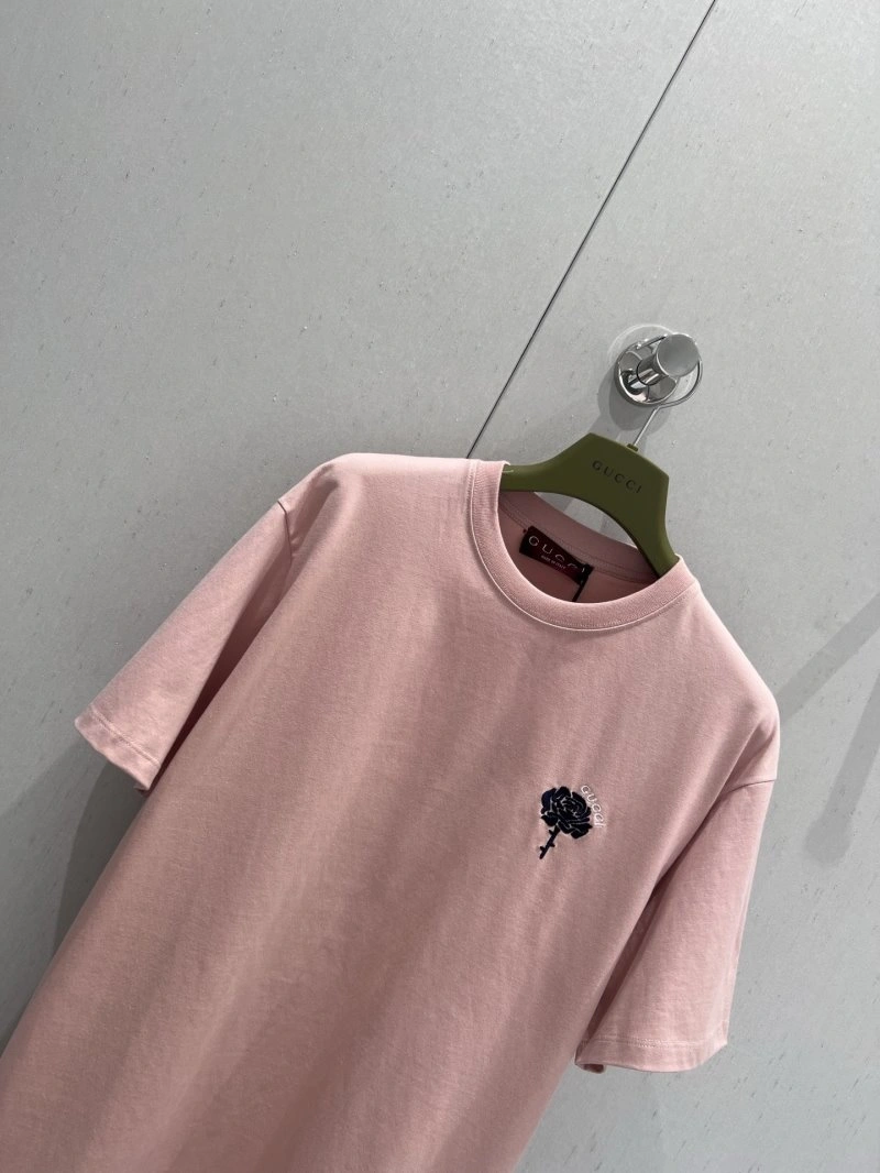 Gucci T-Shirts Durable 124717