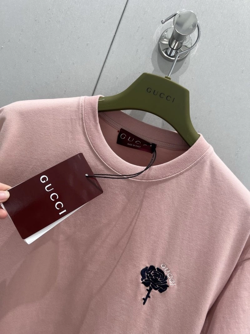 Gucci T-Shirts Durable 124717