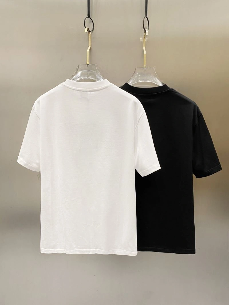 Seasonal Gucci T-Shirts 127942
