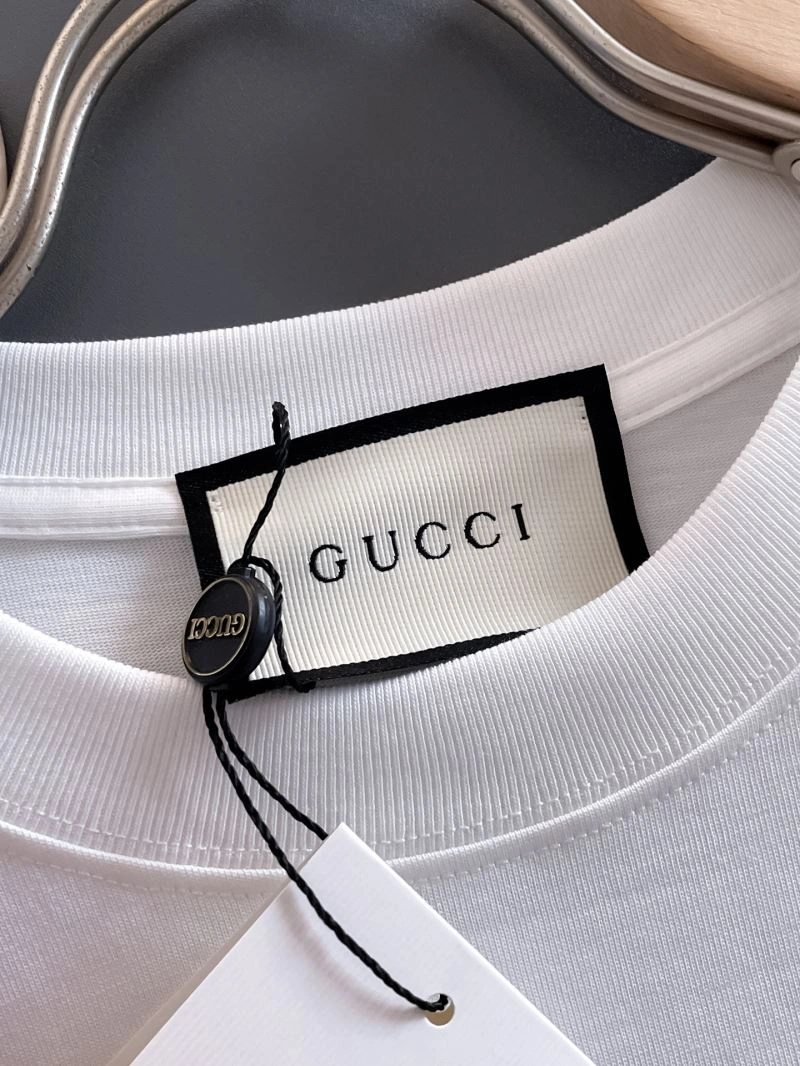 WellDesigned Gucci T-Shirts 127899
