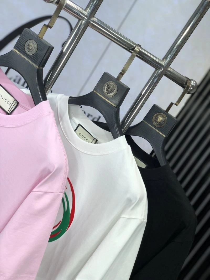 Gucci T-Shirts Fashionable 127914