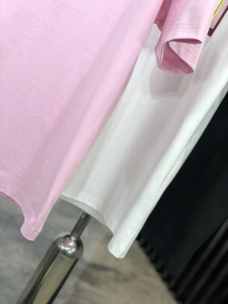 Gucci T-Shirts Youthful 127893