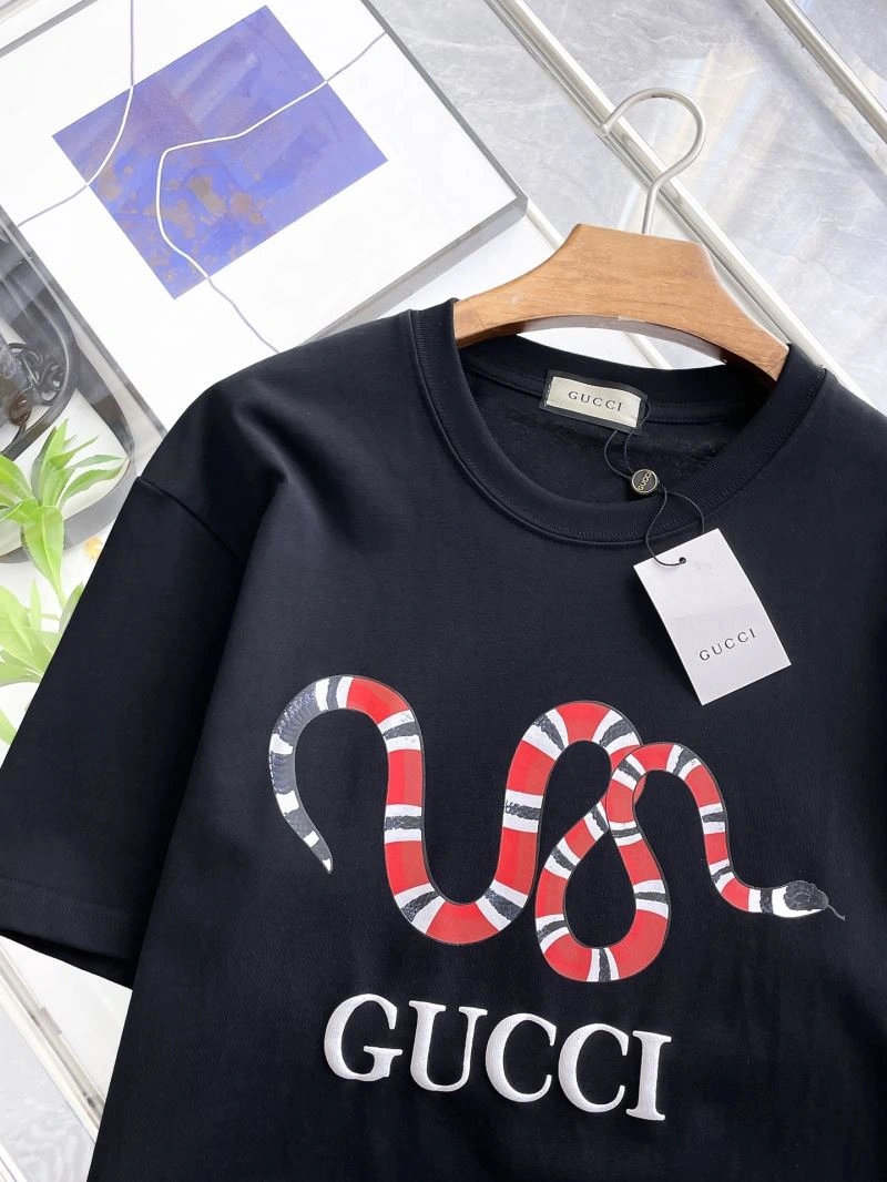 Gucci T-Shirts Practical 127897