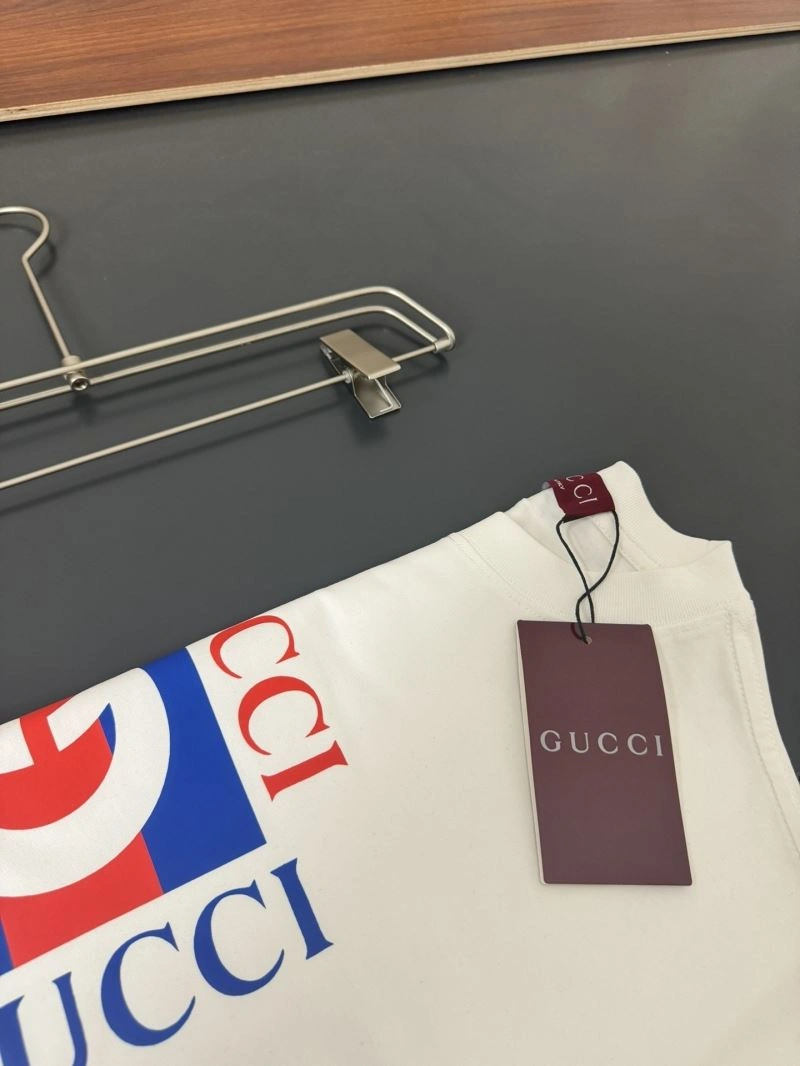 Gucci T-Shirts Chic 127854