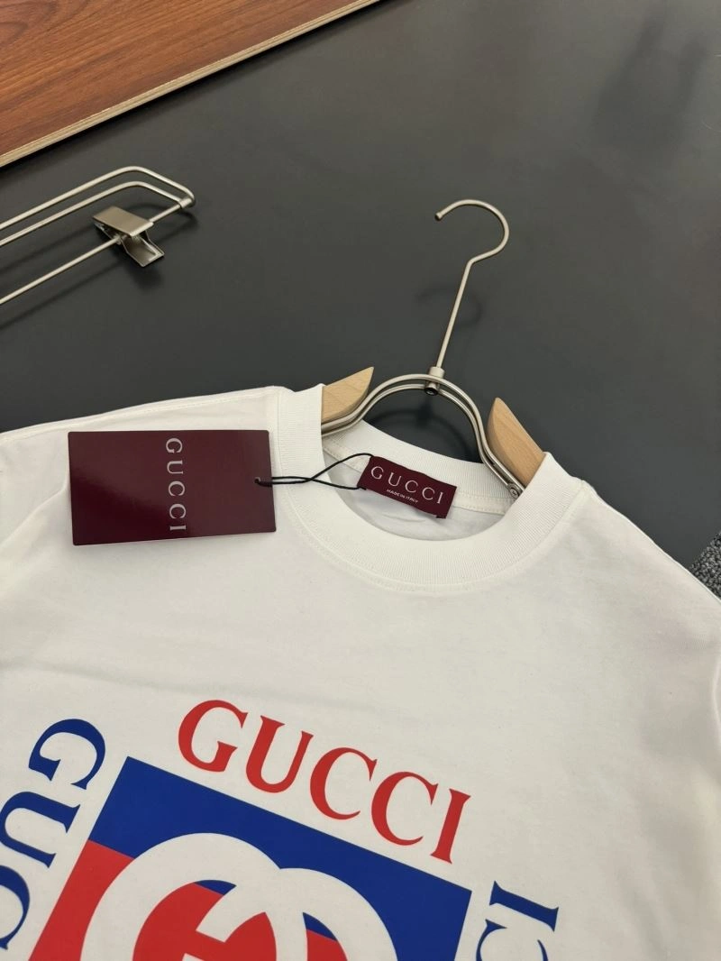 Gucci T-Shirts Chic 127854