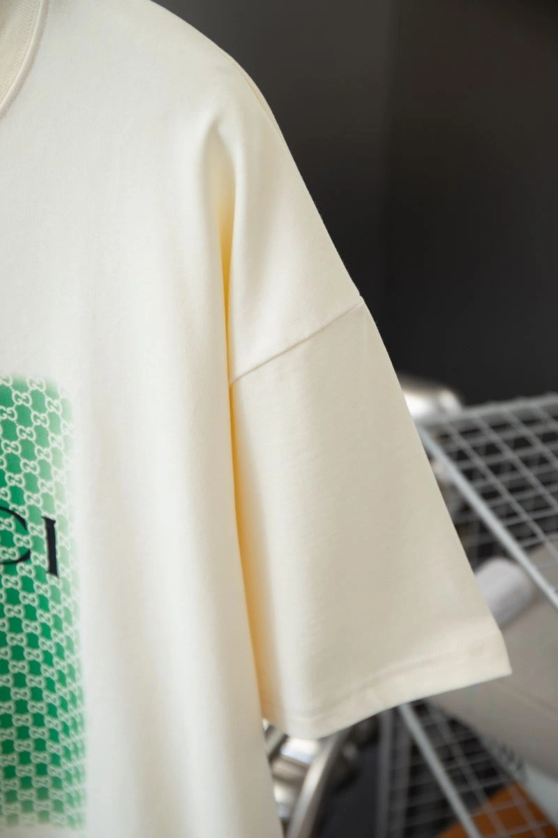 ZipUp Gucci T-Shirts 127856