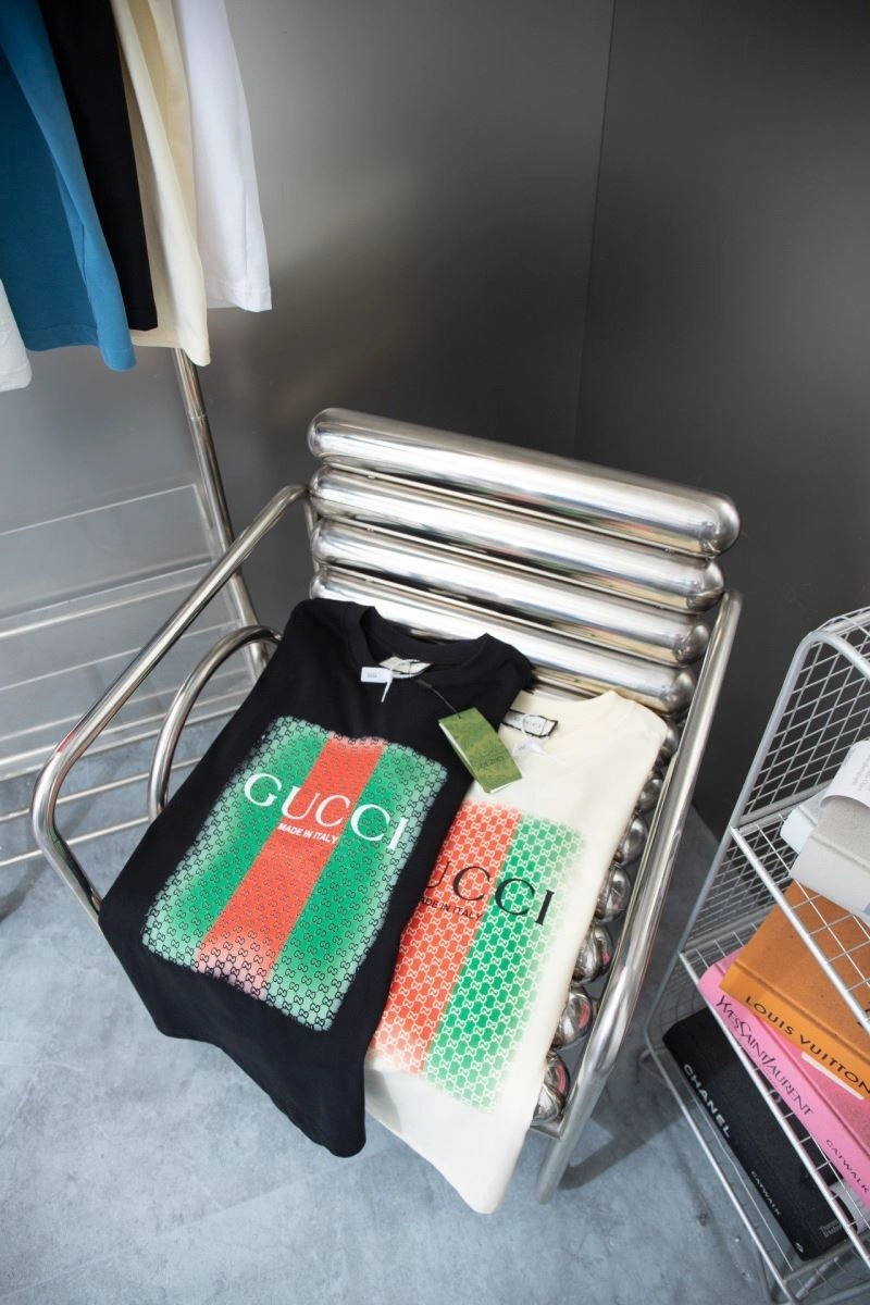 ZipUp Gucci T-Shirts 127856