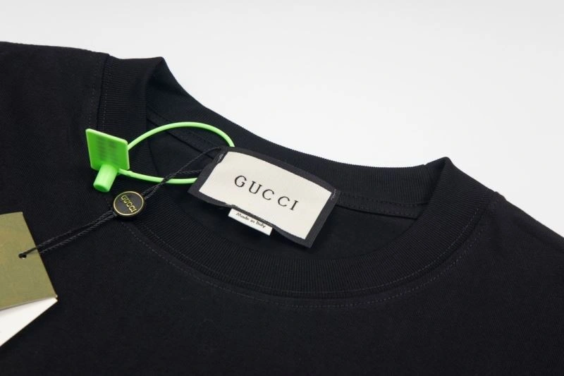 Modern Gucci T-Shirts 127843