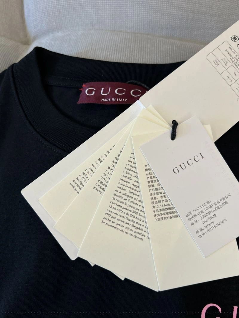 Gucci T-Shirts Durable 127835