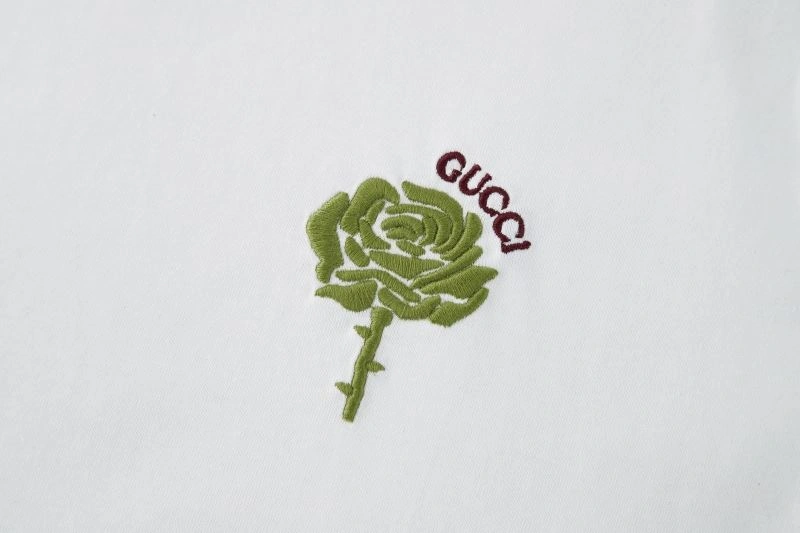 Compact Gucci T-Shirts 127823