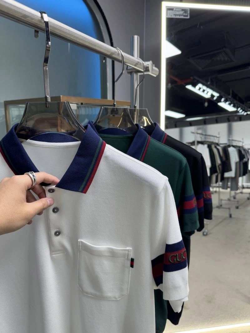 Contemporary Gucci T-Shirts 127826