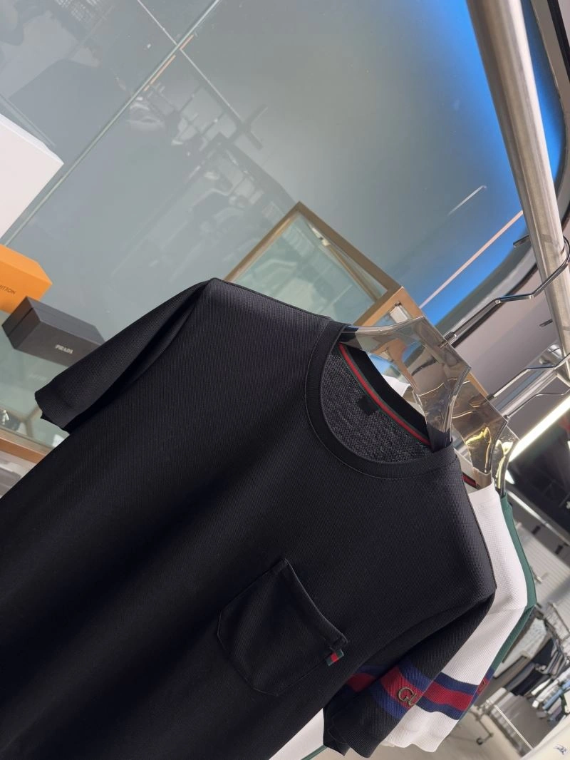 Lightweight Gucci T-Shirts 127824
