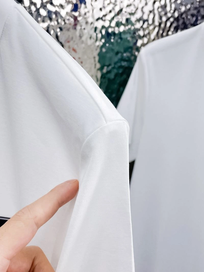 Gucci T-Shirts TimelessDesign 127769