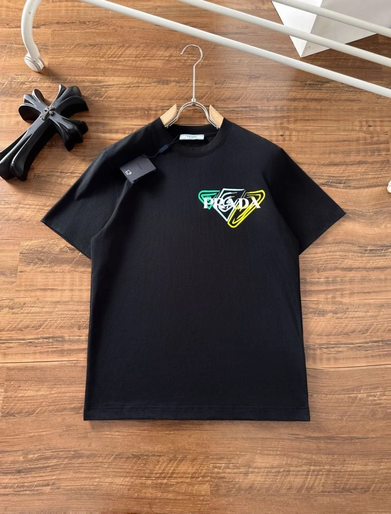 Breathable Gucci T-Shirts 127771
