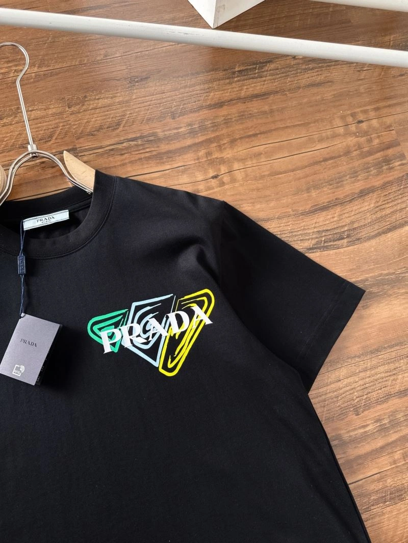 Breathable Gucci T-Shirts 127771