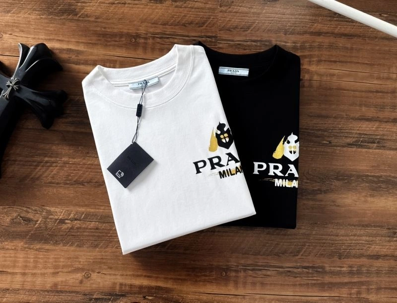 Tailored Gucci T-Shirts 127779
