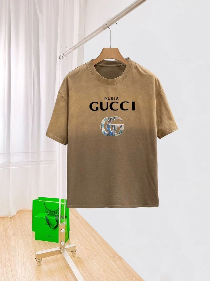 Seasonal Gucci T-Shirts 127766