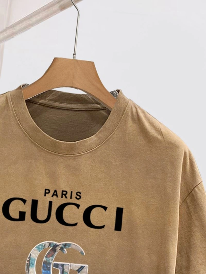 Seasonal Gucci T-Shirts 127766