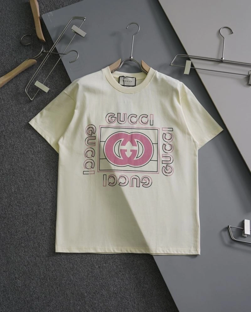 Gucci T-Shirts Elegant 127510