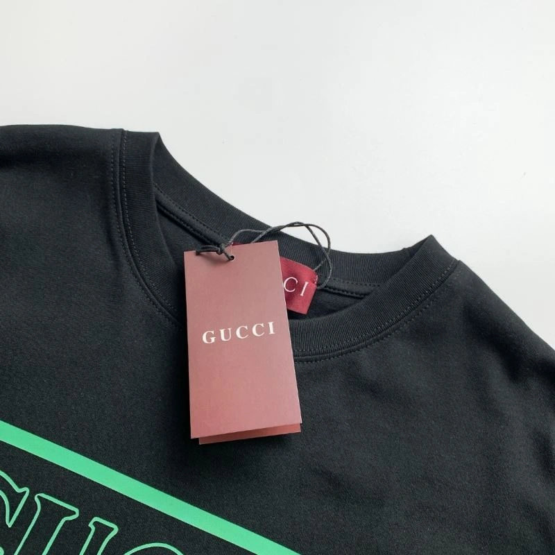 Gucci T-Shirts Chic 127503