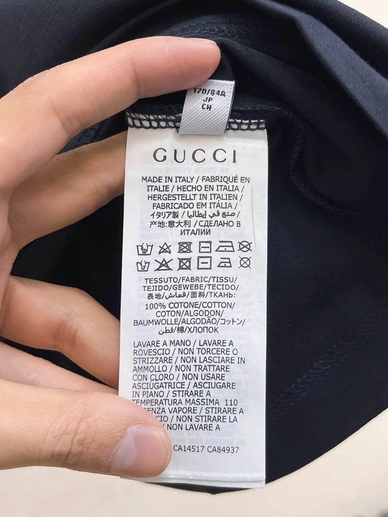 Gucci T-Shirts Versatile 127499
